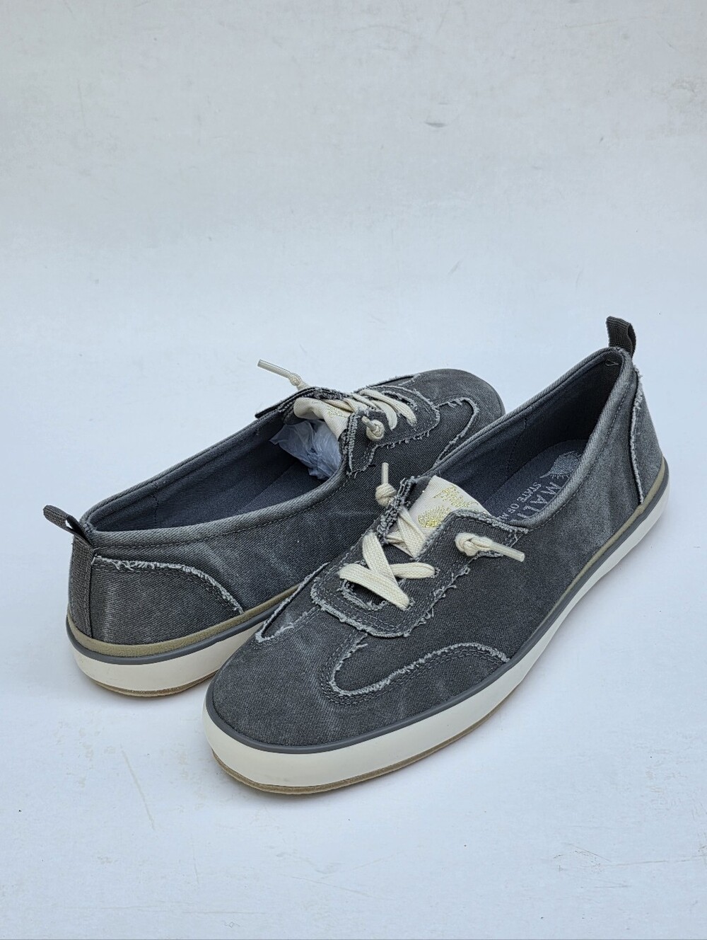 Blowfish Malibu EZ Breezy Women's Charcoal Canvas Slip On Sneakers Size 7.5